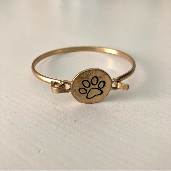 🐾 Paw Print Bracelet 🐾 - Picture 1 of 2